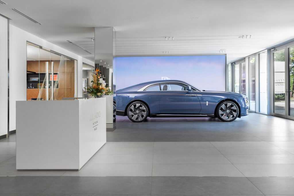 Fotograf interiérů Rolls Royce Showroom Prague